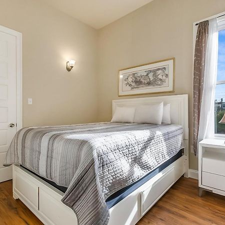Stunning Penthouse In The Heart Of The City New Orleans Bagian luar foto