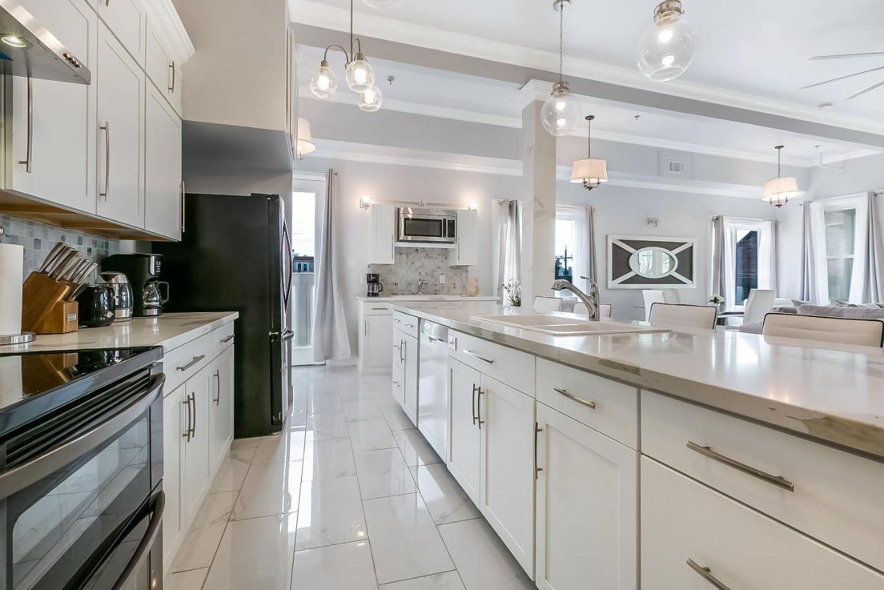 Stunning Penthouse In The Heart Of The City New Orleans Bagian luar foto
