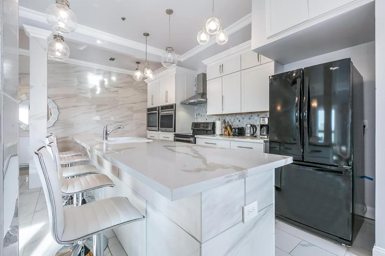 Stunning Penthouse In The Heart Of The City New Orleans Bagian luar foto